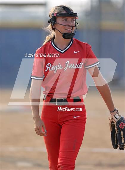 Thumbnail 2 in Regis Jesuit @ Grandview photogallery.