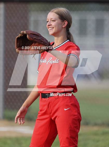 Thumbnail 3 in Regis Jesuit @ Grandview photogallery.