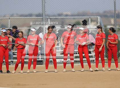 Thumbnail 2 in Regis Jesuit @ Grandview photogallery.