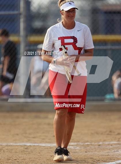 Thumbnail 3 in Regis Jesuit @ Grandview photogallery.