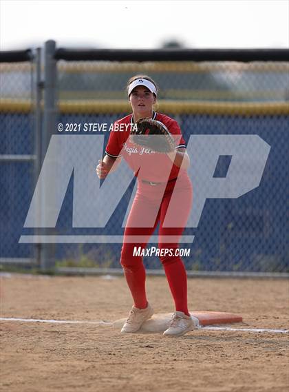 Thumbnail 3 in Regis Jesuit @ Grandview photogallery.