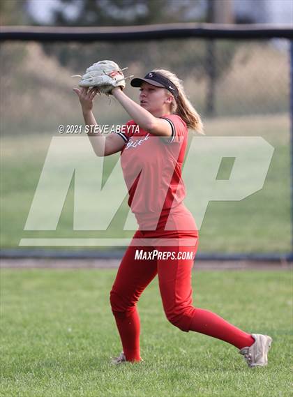 Thumbnail 1 in Regis Jesuit @ Grandview photogallery.