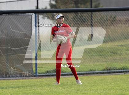 Thumbnail 1 in Regis Jesuit @ Grandview photogallery.