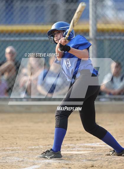 Thumbnail 1 in Regis Jesuit @ Grandview photogallery.