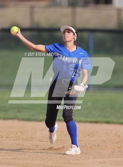 Thumbnail 3 in Regis Jesuit @ Grandview photogallery.
