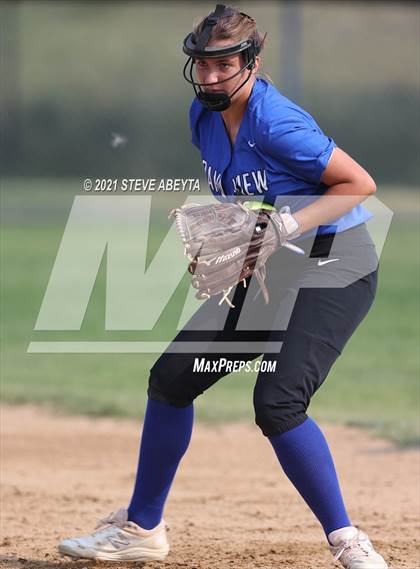 Thumbnail 1 in Regis Jesuit @ Grandview photogallery.