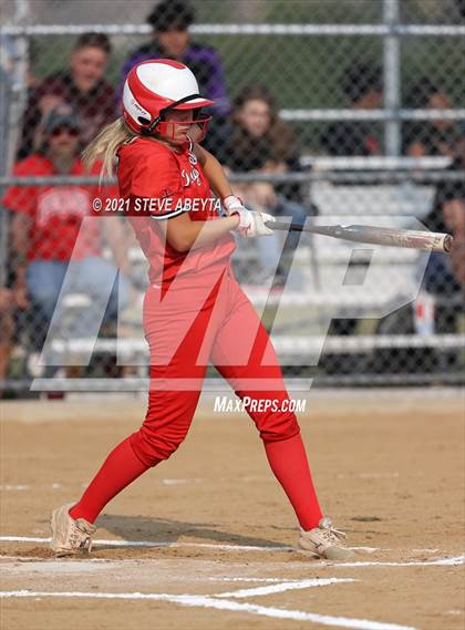 Thumbnail 2 in Regis Jesuit @ Grandview photogallery.