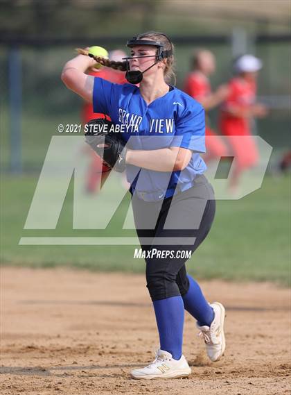 Thumbnail 1 in Regis Jesuit @ Grandview photogallery.