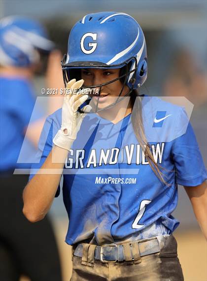Thumbnail 3 in Regis Jesuit @ Grandview photogallery.