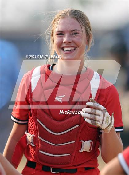 Thumbnail 1 in Regis Jesuit @ Grandview photogallery.