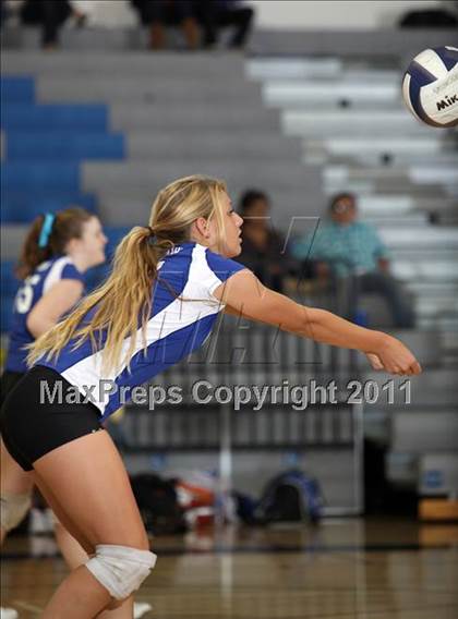 Thumbnail 2 in Hoover @ Burbank photogallery.