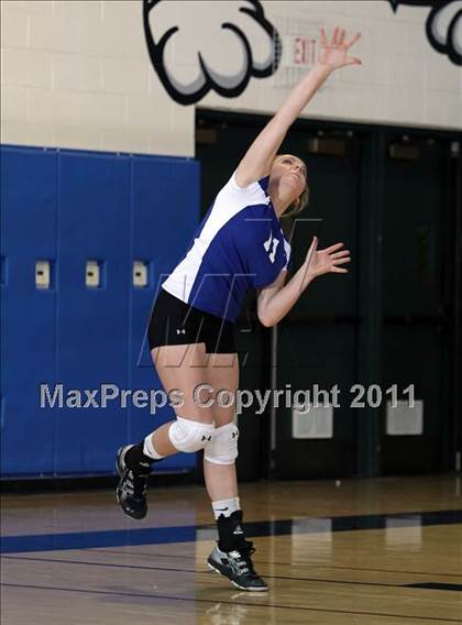 Thumbnail 3 in Hoover @ Burbank photogallery.