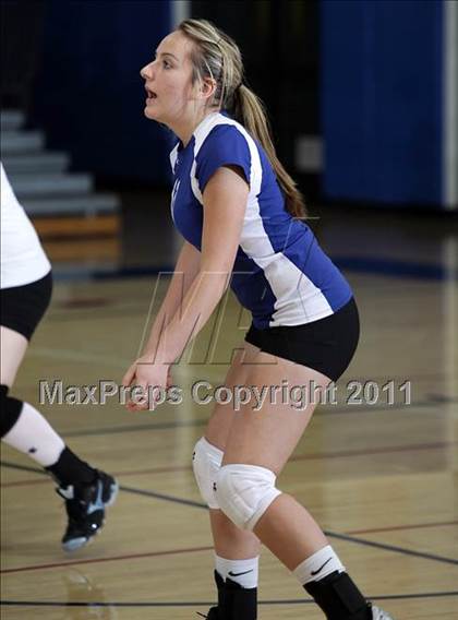 Thumbnail 3 in Hoover @ Burbank photogallery.