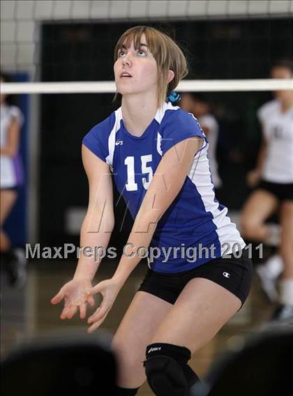 Thumbnail 1 in Hoover @ Burbank photogallery.