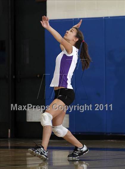 Thumbnail 2 in Hoover @ Burbank photogallery.