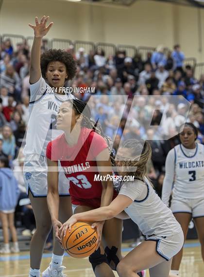 Thumbnail 1 in Gainesville vs Centreville (VHSL Division 6 Quarterfinal) photogallery.