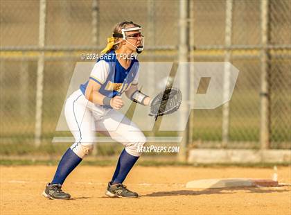 Thumbnail 3 in North Platte @ Lincoln Southeast photogallery.