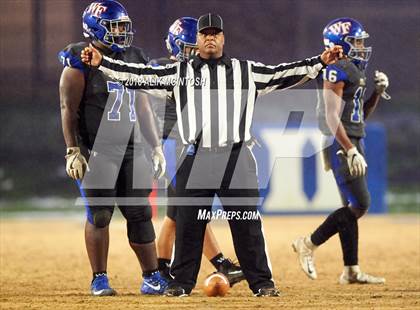 Thumbnail 1 in Wake Forest vs. Zebulon B. Vance (NCHSAA 4AA Final) photogallery.
