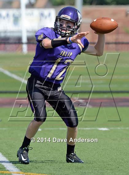 Thumbnail 2 in Huntington @ Islip photogallery.