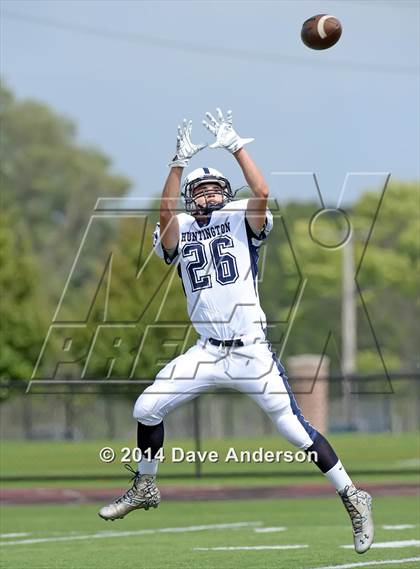 Thumbnail 2 in Huntington @ Islip photogallery.