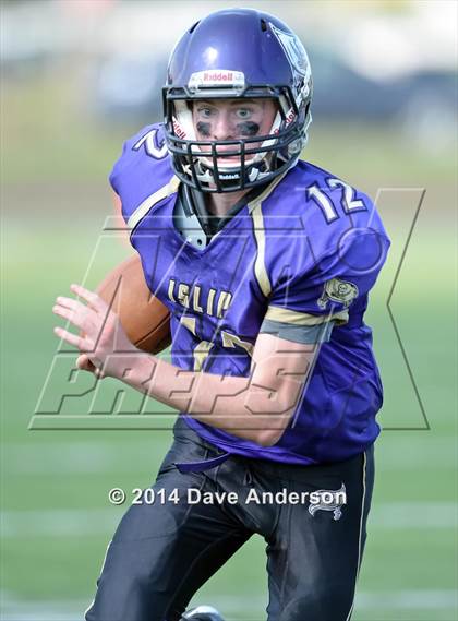 Thumbnail 3 in Huntington @ Islip photogallery.