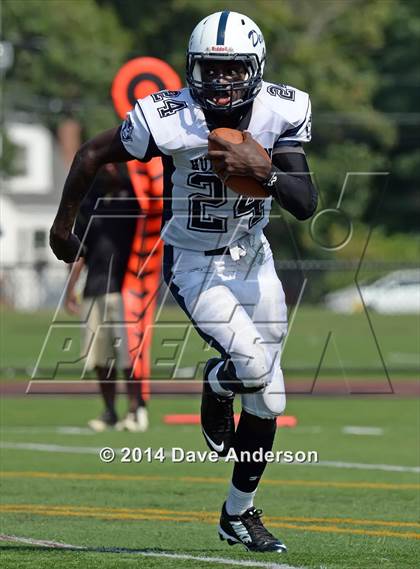 Thumbnail 2 in Huntington @ Islip photogallery.