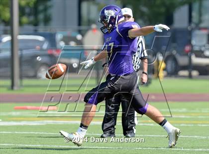 Thumbnail 3 in Huntington @ Islip photogallery.