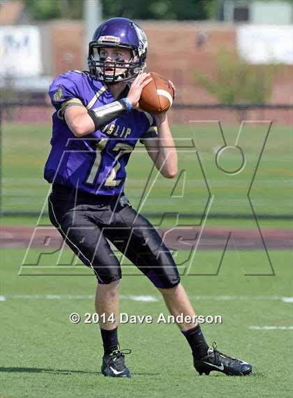 Thumbnail 1 in Huntington @ Islip photogallery.