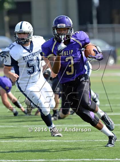 Thumbnail 1 in Huntington @ Islip photogallery.
