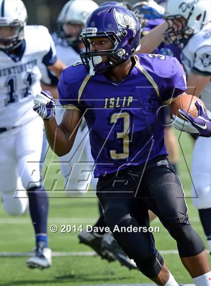Thumbnail 1 in Huntington @ Islip photogallery.