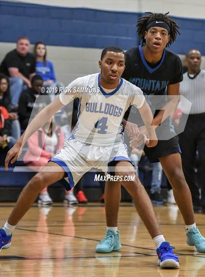 Thumbnail 3 in Albemarle vs. Mountain Island Charter (NCHSAA 1A First Round Playoff) photogallery.