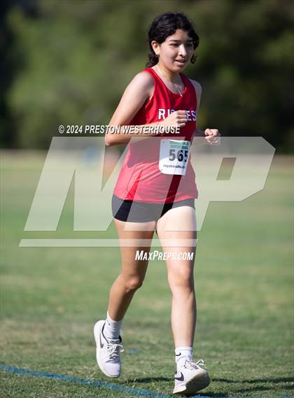 Thumbnail 3 in Moorpark Invitational (Senior) photogallery.