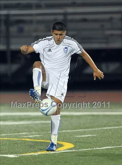 Thumbnail 3 in Davis vs. Jesuit (CIF SJS D1 Final) photogallery.