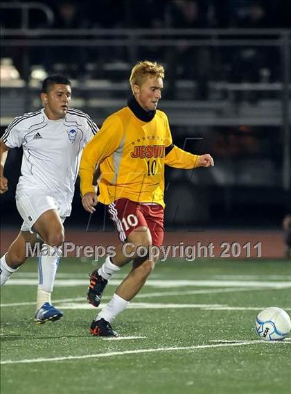 Thumbnail 1 in Davis vs. Jesuit (CIF SJS D1 Final) photogallery.
