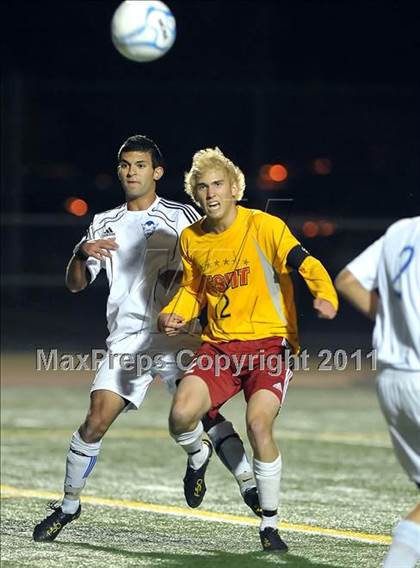 Thumbnail 2 in Davis vs. Jesuit (CIF SJS D1 Final) photogallery.