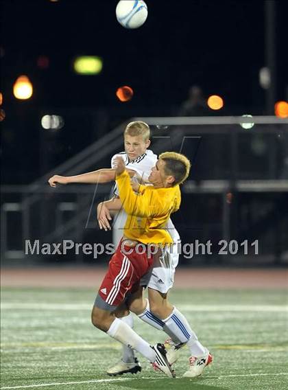 Thumbnail 3 in Davis vs. Jesuit (CIF SJS D1 Final) photogallery.