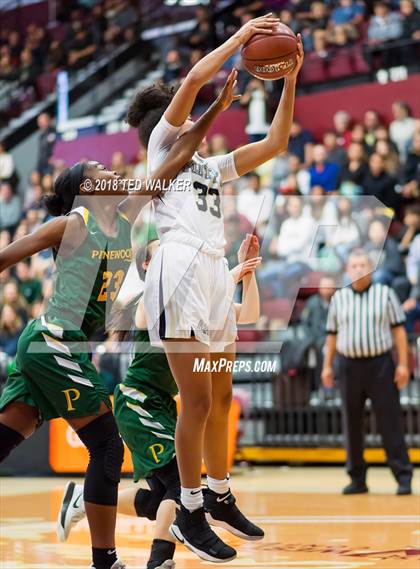 Thumbnail 3 in Pinewood vs. Archbishop Mitty (CIF CCS Open Div. Final) photogallery.