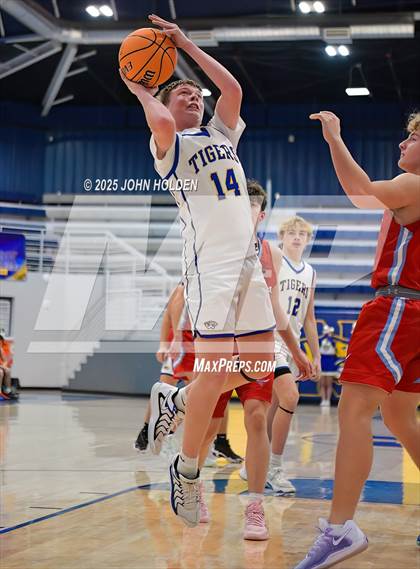 Thumbnail 2 in Chisholm @ Newkirk photogallery.