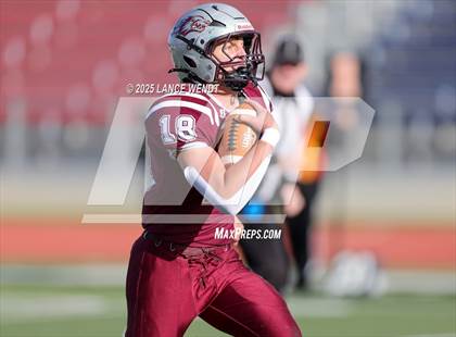 Thumbnail 3 in Idalia vs. Stratton (CHSAA 6-Man Final) photogallery.