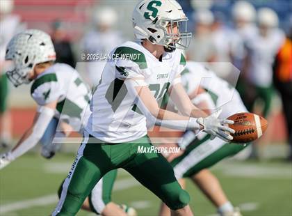 Thumbnail 2 in Idalia vs. Stratton (CHSAA 6-Man Final) photogallery.