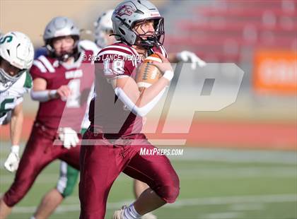Thumbnail 2 in Idalia vs. Stratton (CHSAA 6-Man Final) photogallery.