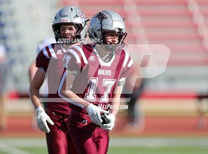 Thumbnail 2 in Idalia vs. Stratton (CHSAA 6-Man Final) photogallery.