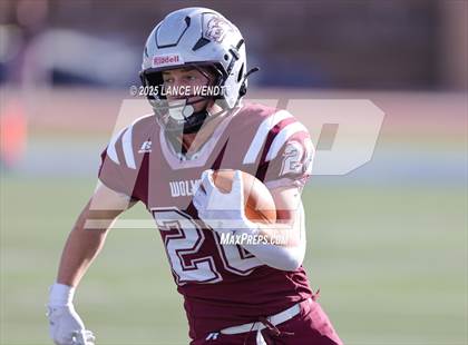 Thumbnail 2 in Idalia vs. Stratton (CHSAA 6-Man Final) photogallery.