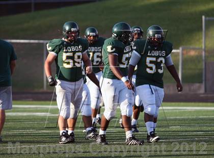 Thumbnail 1 in Gilmer Buckeyes vs Longview Lobos photogallery.