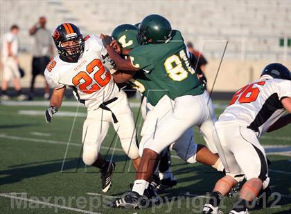 Thumbnail 2 in Gilmer Buckeyes vs Longview Lobos photogallery.