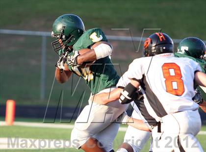 Thumbnail 2 in Gilmer Buckeyes vs Longview Lobos photogallery.
