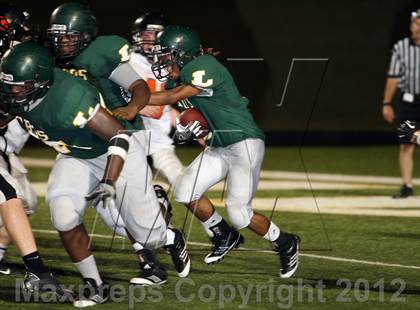 Thumbnail 2 in Gilmer Buckeyes vs Longview Lobos photogallery.