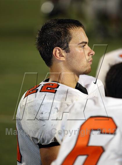 Thumbnail 2 in Gilmer Buckeyes vs Longview Lobos photogallery.