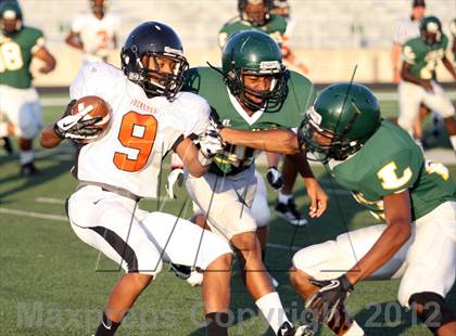 Thumbnail 1 in Gilmer Buckeyes vs Longview Lobos photogallery.