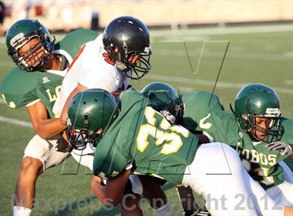 Thumbnail 3 in Gilmer Buckeyes vs Longview Lobos photogallery.